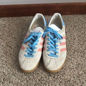 Adidas Samba sneakers